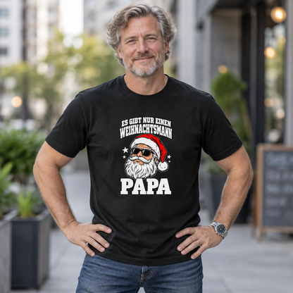 Weihnachts-T-Shirt für Papa – „Es gibt nur einen Weihnachtsmann – Papa“ | Schwarz